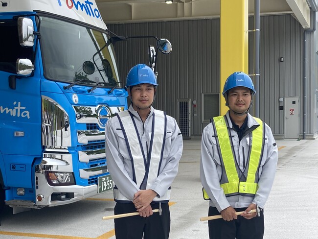 【特定技能外国人ドライバー】採用支援した２名が富田運輸に入社、ライフサポートまで一気通貫で提供