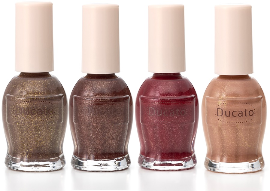 【デュカート】指先にエモーショナルな輝きを。秋色ネイルカラーを10月22日から新発売。あわせて使える速乾ジェルネイル風トップコートもリニューアル。