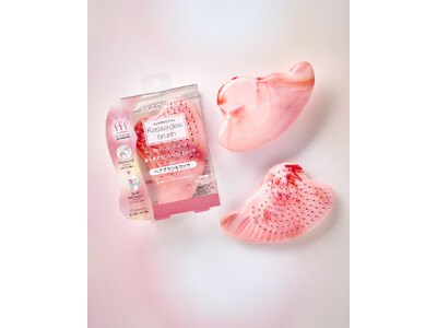 【マペペ】7月22日（水）新発売！ヘアブラシとカッサが一体になった「カッサグロウブラシ」で、髪も頭皮もじんわりときほぐす。