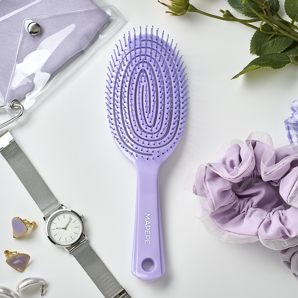 【マペペ】頭皮に圧倒的フィット！ブラシ面が柔軟に動く「３Dフレキシブル構造」のヘアブラシを8月22日に新発売します。