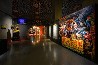 特別展「超危険生物展　科学で挑む生き物の本気」来場者数30万人突破！好評につき夜間開館日の追加が決定！