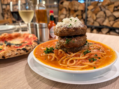 【※メディア・インフルエンサー限定 試食会開催！】高尾山をイメージしたハンバーグが、そびえ立つボロネーゼ...