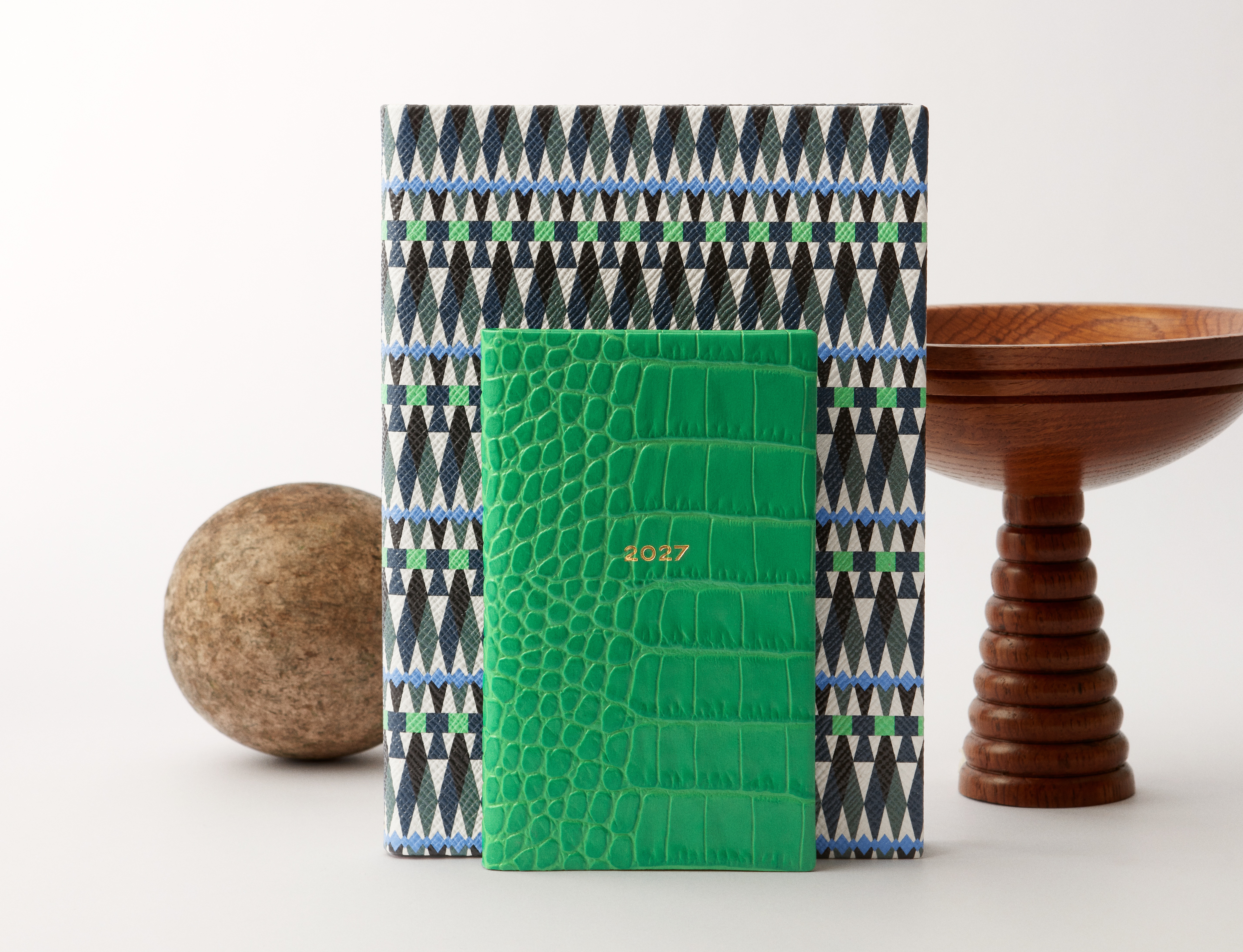 【SMYTHSON】〈2027年ダイアリー〉発売開始のお知らせ