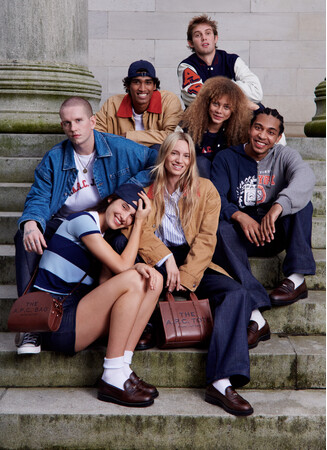 ＜A.P.C.＞A.P.C.(アー・ペー・セー)とMarc Jacobs(マーク ジェイコブス)、1980年代の伝統とカレッジスタイルに根ざしたコラボレーションコレクションを10月2日(木)より発売