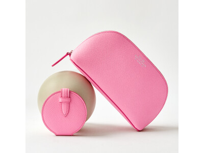 【SMYTHSON】シーズンを彩る新色〈Flamingo（フラミンゴ）〉
