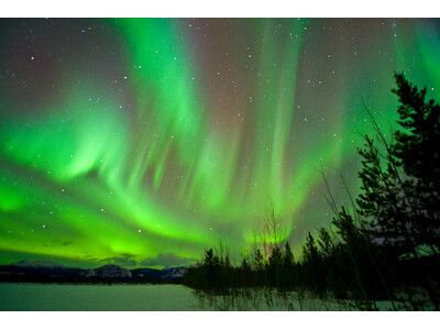 ９月のシルバーウイーク５連休に行く！　貸切チャーター機に乗って雲の上からオーロラ観賞！一生に一度は見てみたい「宇宙の神秘」カナダ・ホワイトホース６日間