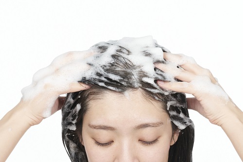 【コロナ禍でのストレスと白髪悩みに関する調査】コロナ禍でストレス増、生活の変化により白髪悩みも増加中！！自宅での白髪染めによる髪の傷みにも要注意！