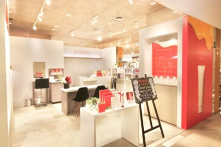 たった秒の新たなクレンジング習慣マナラ ホットクレンジングゲル マッサー 株式会社ランクアップ プレスリリース