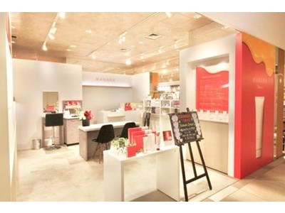 たった20秒の新たなクレンジング習慣マナラ〈ホットクレンジングゲル マッサージプラス〉日本で一番売れているクレンジングが史上最高にリニューアル