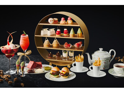 【大阪ステーションホテル、オートグラフ コレクション】10日間限定　いちごが主役のクリスマスアフタヌーンティー　いちごの贅沢パフェ、ピスタチオやホワイトチョコが彩るスイーツが登場