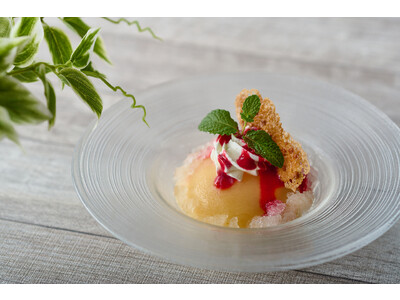 【ホテルグランヴィア京都】夏の暑さに、涼やかなスイーツ！「桃」半身をつかい再現した伝統スイーツ“ピーチメルバ”も登場。夏のフルーツスイーツバイキング開催のお知らせ