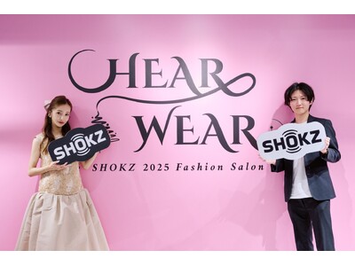 板野友美さんが登壇！「音漏れが少なく、イヤカフ型なので耳が痛くならないのがお気に入り」と笑顔でコメント