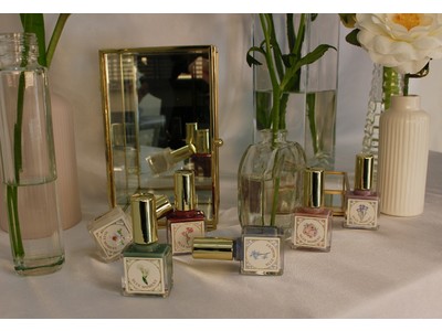 【3月14日発売】心に秘めた感情に合わせて選ぶ、ネイルポリッシュ「秘めごとネイル」がBLUEMOMENTより発売。