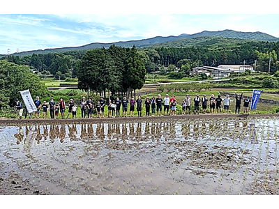 NOK九州、熊本の地下水を育む「水田オーナー制度」の田植えを実施地域の地下水かん養に貢献する取り組みを継続