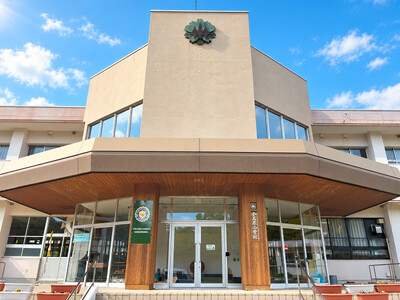【福岡・東峰村】旧小石原小学校をリノベーションした「THE DOG CAMPUS -KOISHIWARA-」、本日9月18日グランドオープン