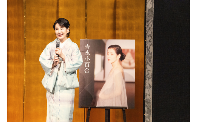 【イベント報告】写真集『吉永小百合』出版記念、吉永小百合さんサイン本お渡し会＆トークイベント12月14日開催