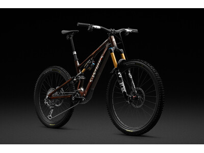 e-MTB の LevoSL が、リアサスペンションに GENIE テクノロジーを搭載