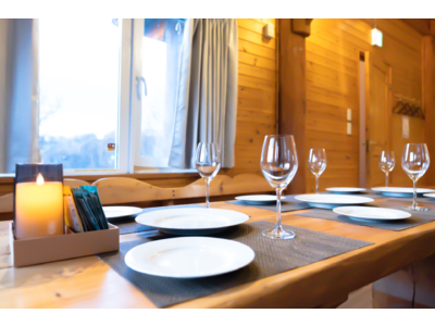 都会人や家族連れが安らぐ家屋「ヤスナヤ」が北海道・洞爺湖で運営開始！