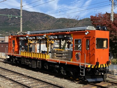 大人気イベント「貨物電車モニ１形・車両基地見学会」