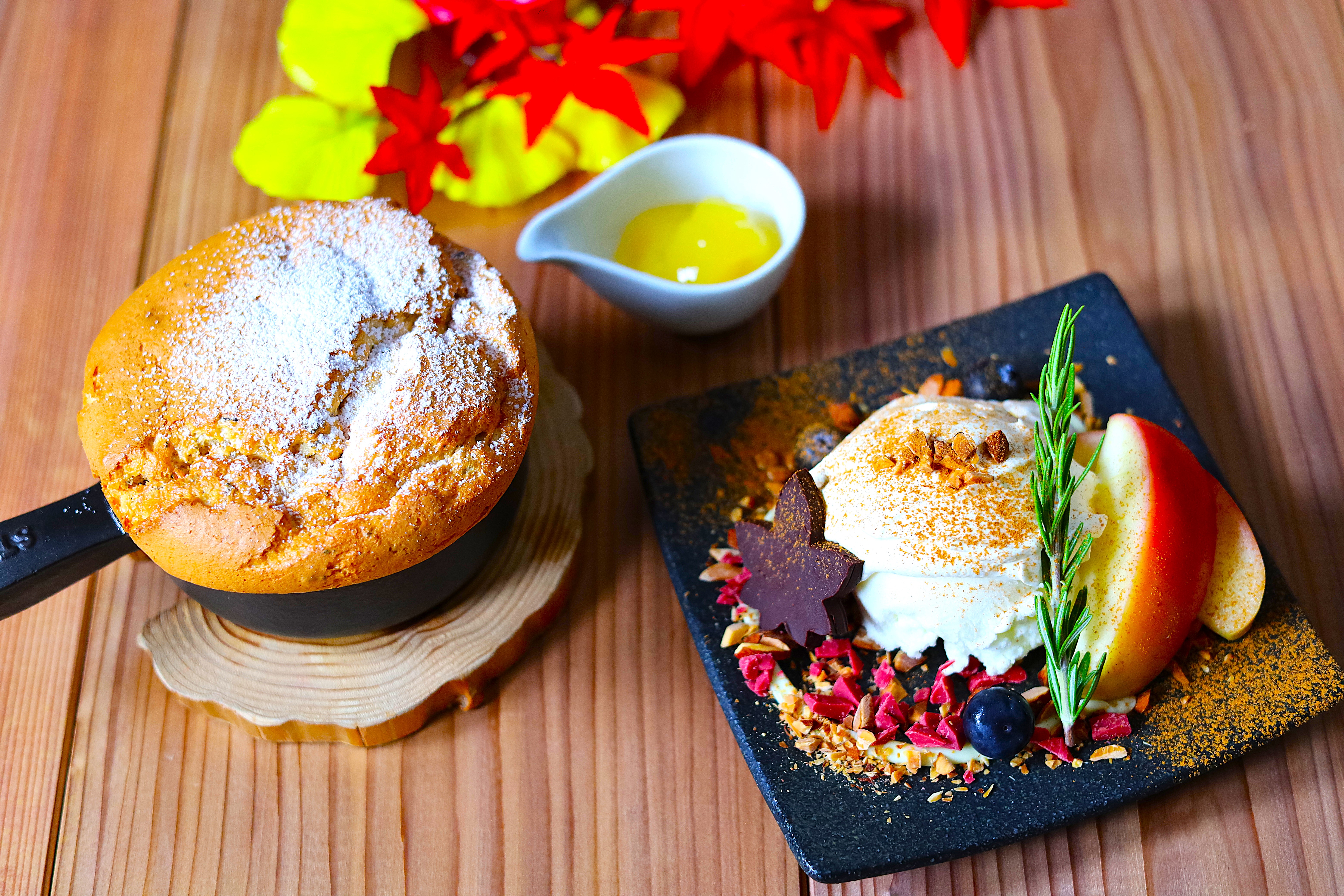 茶屋本陣 畔屋 “cafe KOMON 湖紋”季節限定「富士山紅茶と林檎のパンケーキ」販売開始！