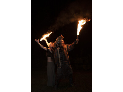 ニセコHANAZONOリゾートで炎の演舞「マウンテンライツと火の神の舞」を開催