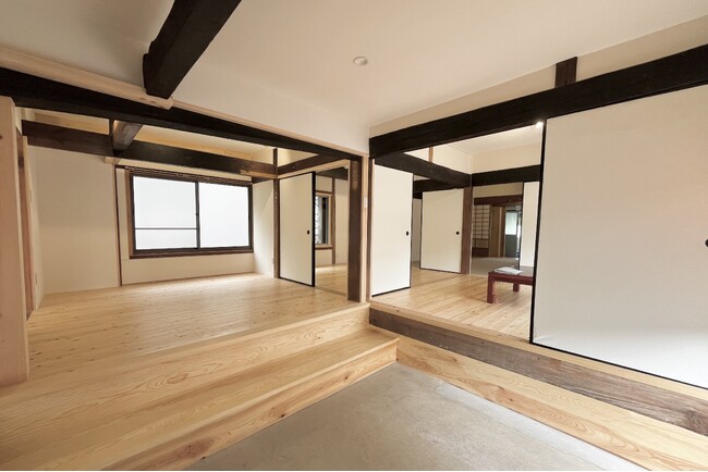 良品計画、高知県四万十町の中間管理住宅2棟のリノベーションを完了
