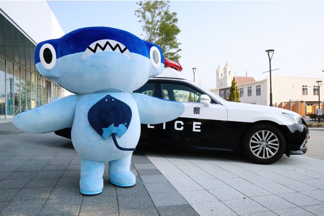 SKE48高畑結希氏と谷真理佳氏が一日警察に　四国水族館の宣伝隊長「しゅこくん」も防犯・交通安全啓発キャンペーンに参加します！
