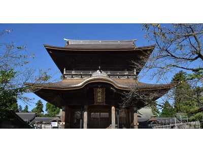 阿蘇神社楼門　12月7日に復旧完了