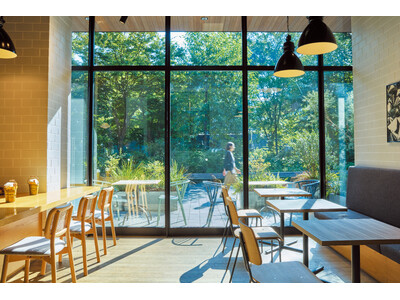 �C���e���A�̃I���o�[�AFSC(R)�F�؉Ƌ�V���[�Y�u+U�vVol.5 �V�J�^���O�𔭊�