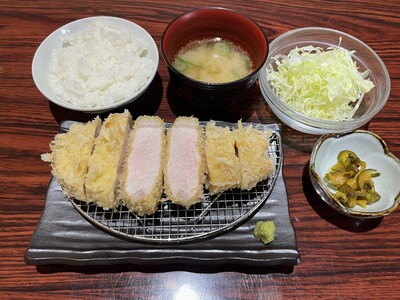 【横浜市 こだわりの白とんかつ専門店「とんかつ六角箸」】が期間限定でお客様還元イベント！2025年12月23日～25日歳の瀬三日間のお振る舞いイベント&新年お年玉キャンペーンを開催！