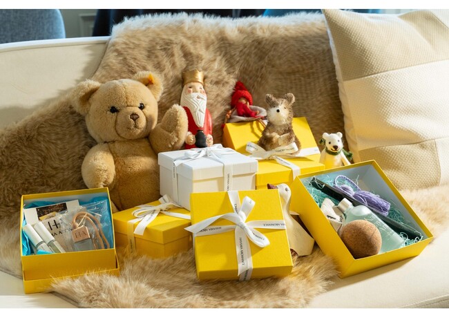 HAYAMA AROMANCE(ハヤマアロマンス)より、ホリデーシーズンを華やかに彩る「クリスマスコフレ」 8種が2025年12月1日(月)限定登場