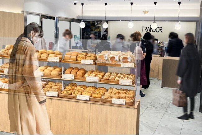 JR博多駅構内「トランドール博多駅店」2月4日改装オープン／九州の名所や特産をモチーフにした「旅する九州クッキー」2種発売