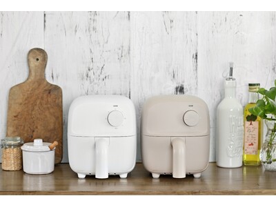 お弁当や１人分のちょっと使いにぴったりサイズなエアフライヤー『ミニフライオーブン Piku Pot (ピ...