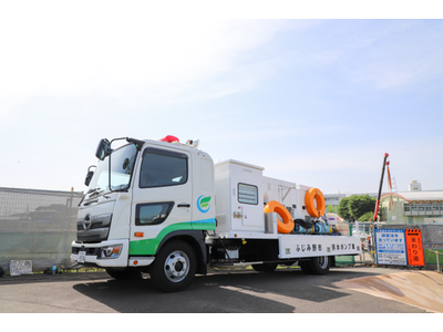 排水ポンプ車の合同実働訓練