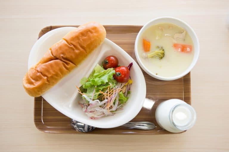 学校給食記念日