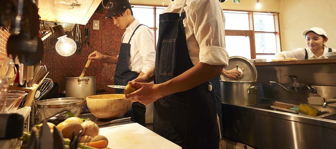 エプロンの日（8月8日）｜意味や由来・広報PRに活用するポイントと事例を紹介