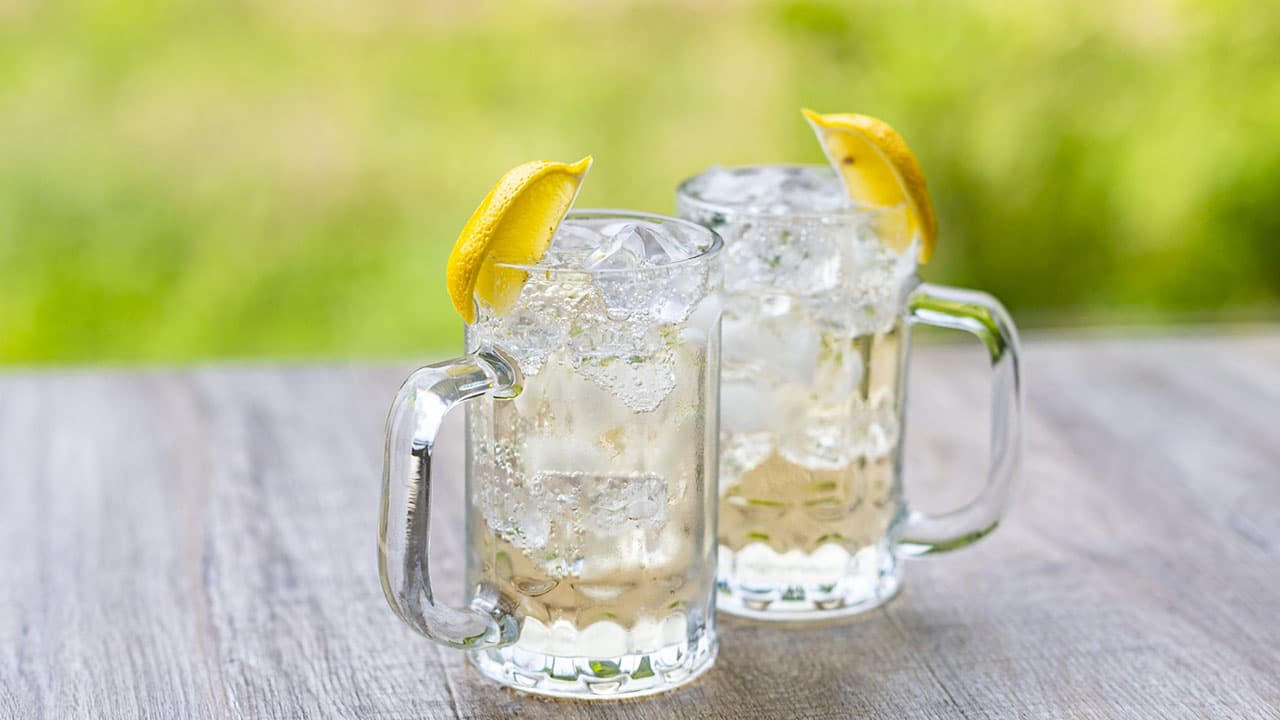 ハイボールの日(8月10日)|意味や由来・広報PRに活用するポイントと事例を紹介