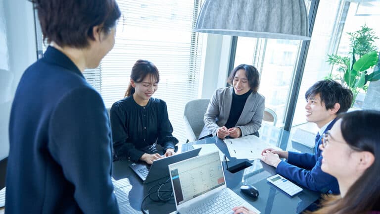 わかりやすい議事録の書き方とは?フォーマット・テンプレートとコツを紹介