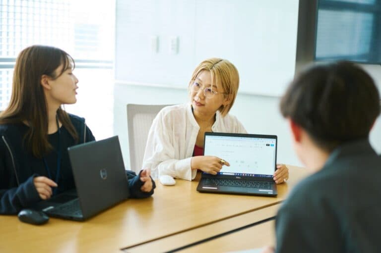 広報の役割とは?企業における広報部・広報担当者の5つの役割と必要な理由を解説