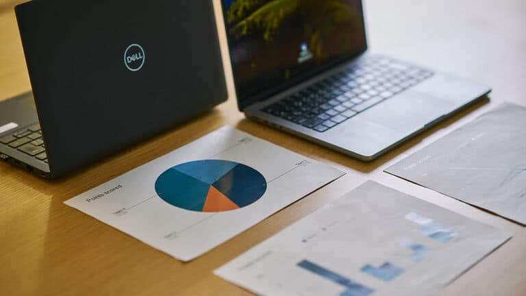 効果的なアンケートの作り方とは?調査設計の流れと成功のポイントを徹底解説