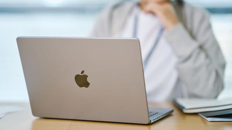 M&A(合併・買収)のプレスリリースの書き方ガイド|含める項目・成功のポイント・事例を紹介