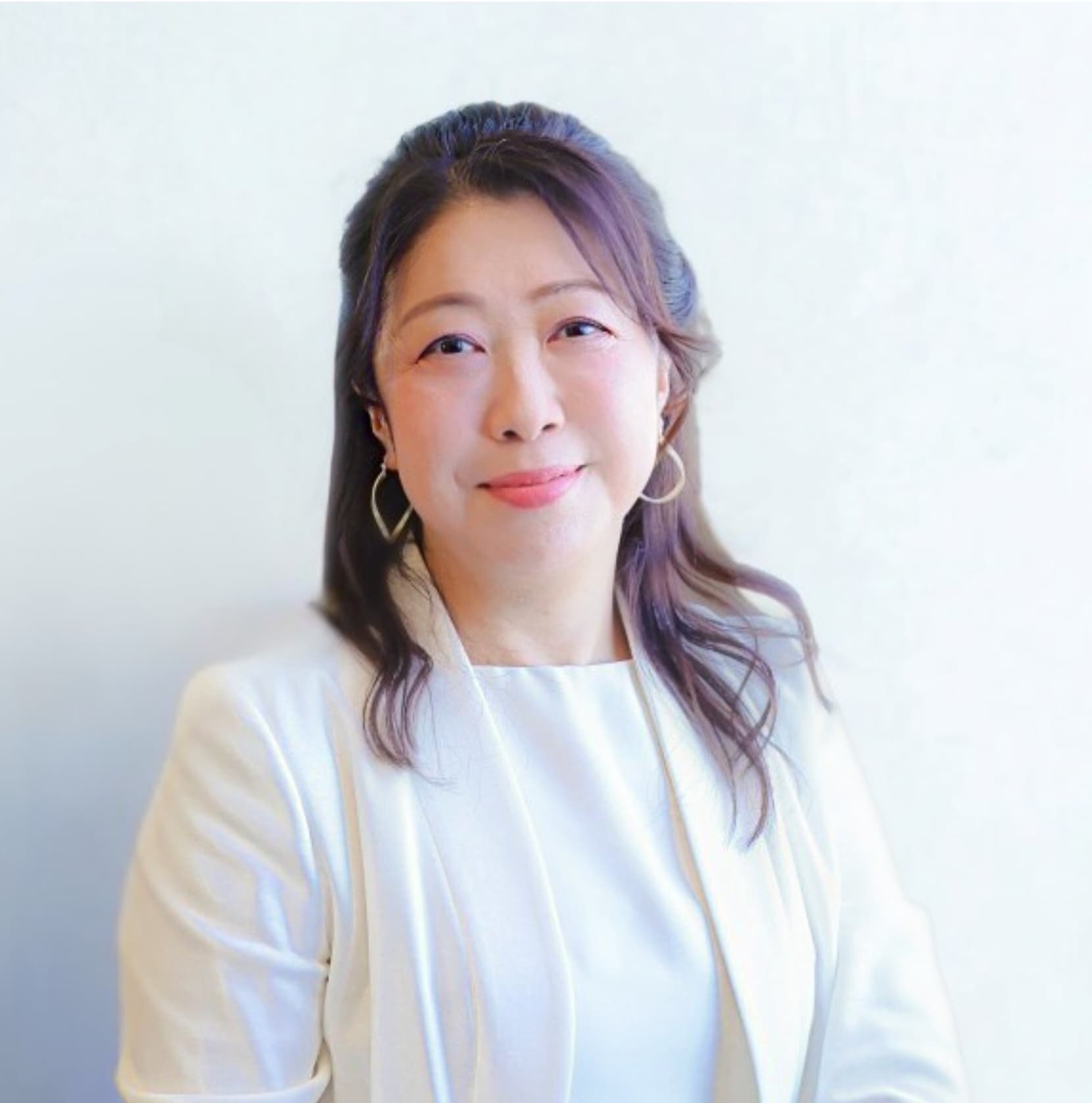 「井上 敦子」の写真